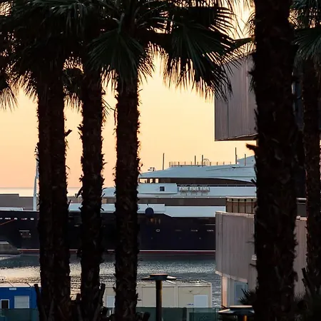 Nautilus - Waterfront Apartment Genua